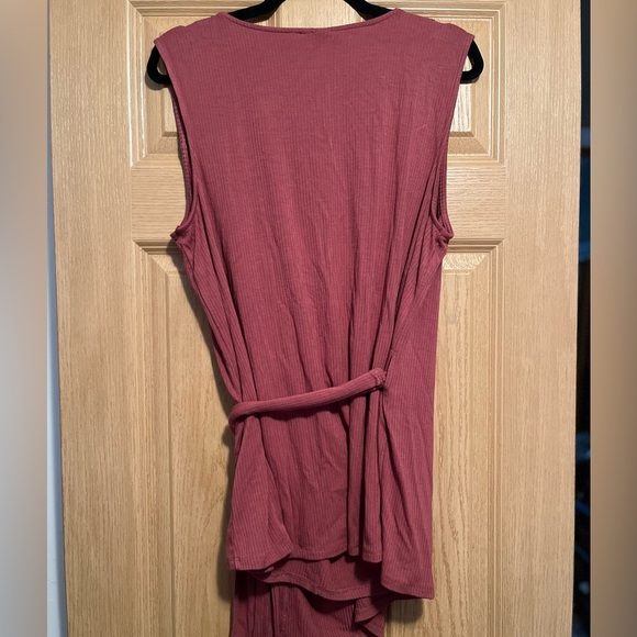 Bobeau Mauve Pink Surplice V-Neck Side Tie Ribbed Tank Top - Picture 8 of 10